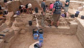 Para Arkeolog Menemukan Permakaman Filistin Pertama di Israel